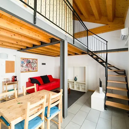 Daire Hbhall Residenze Darsena