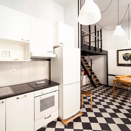 Апартаменты Hbhall Residenze Darsena