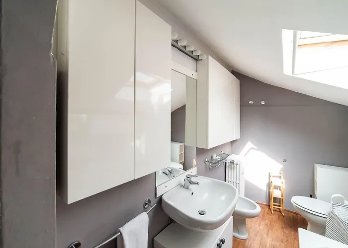 Hbhall Residenze Darsena דירה *