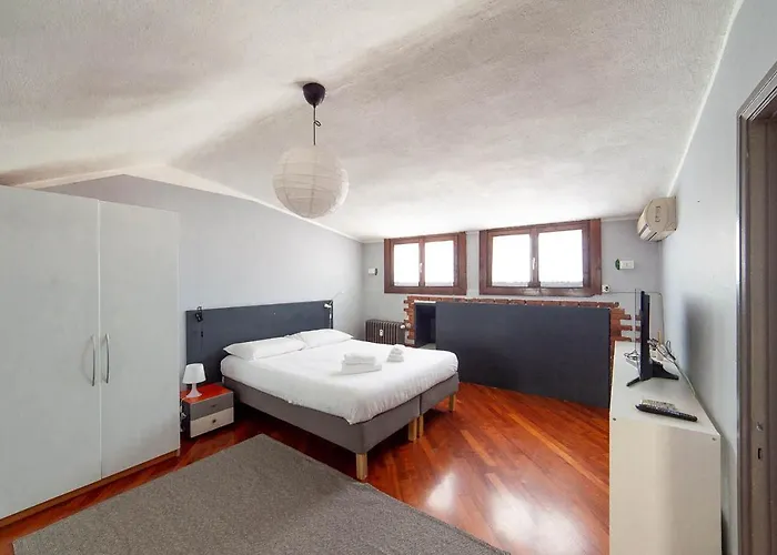 Hbhall Residenze Darsena *