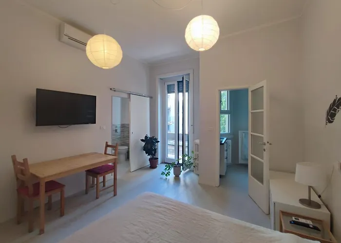 דירה Hbhall Residenze Darsena