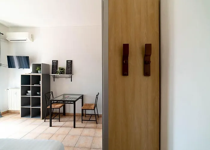 Hbhall Residenze Darsena 밀라노