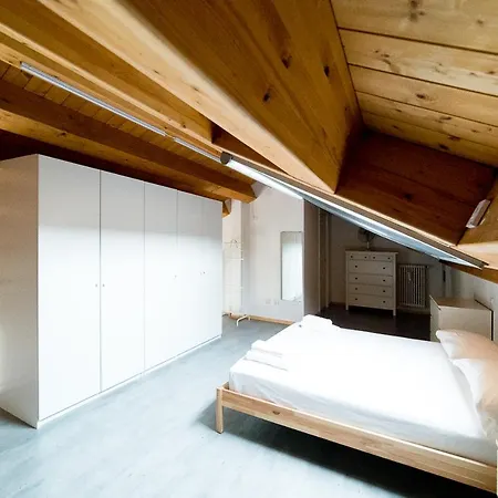 Hbhall Residenze Darsena Milan