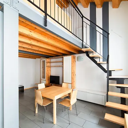 Hbhall Residenze Darsena *