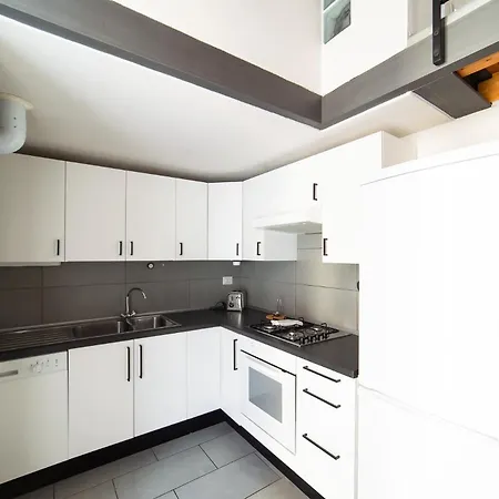 Hbhall Residenze Darsena Apartment *