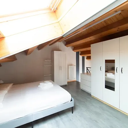 Apartment Hbhall Residenze Darsena